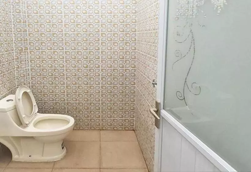 Urbanview Hotel Juanda Kota Agung By Reddoorz