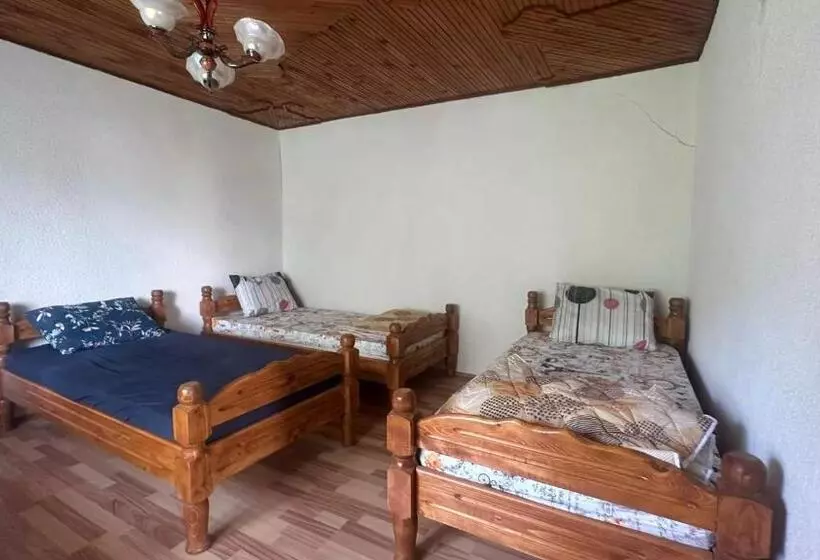 هاستل Guest House Bozvill