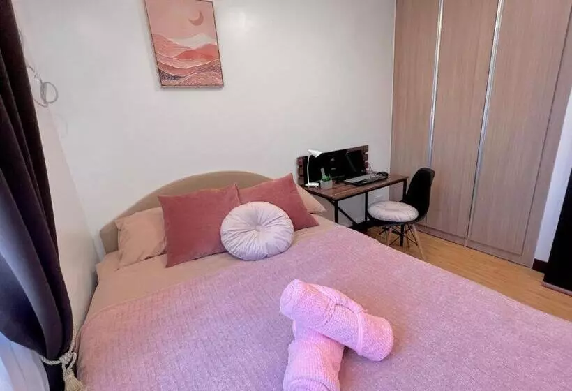 Athena’s Den