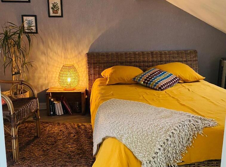 تختخواب و صبحانه Chambre Bohème Chez Rachel