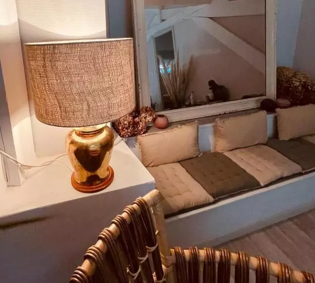 ベッドアンドブレックファースト Chambre Bohème Chez Rachel