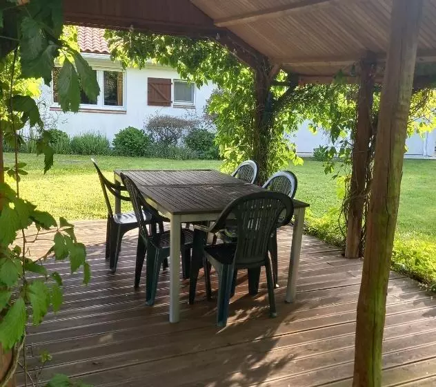 Aamiaismajoitus (B&B) La Gisière, Chambres D Hôtes