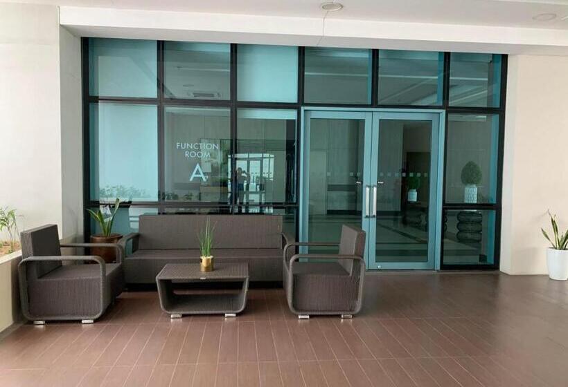 Bgc Staycation At Casa Lucca 200mbps Wifi