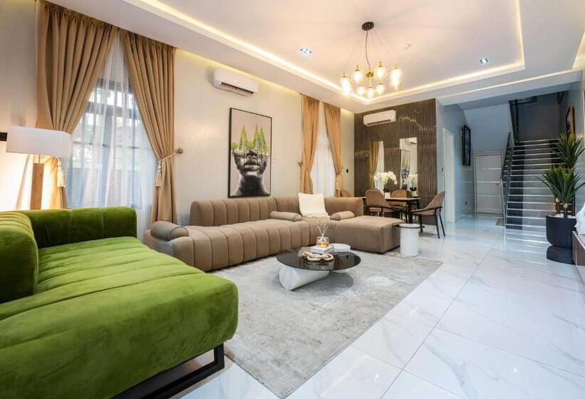 George Residence, Parkview Ikoyi