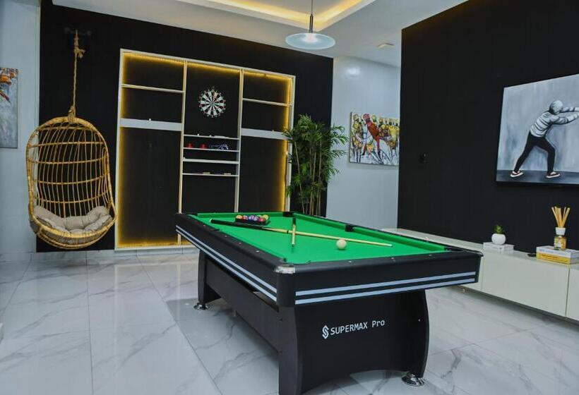 George Residence, Parkview Ikoyi