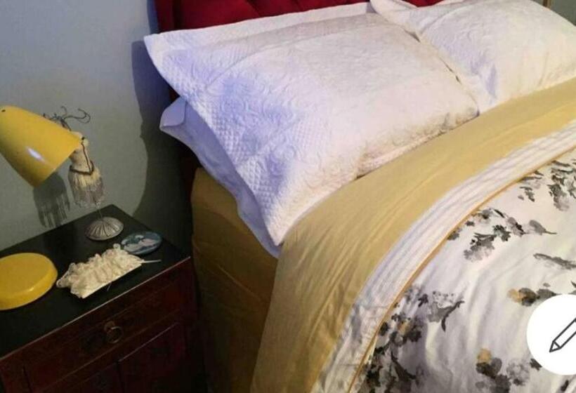 בית מלון כפרי Bright Cottage, Kingdom Of Mourne