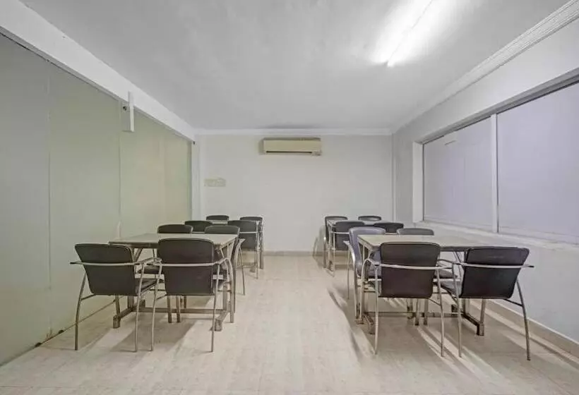 هتل Comfort Park Inn