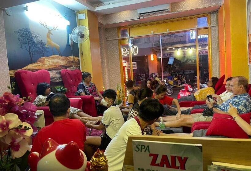 هتل Hostel And Zaly Spa