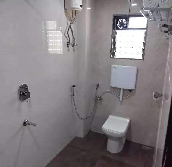 Hotelli O Tripthi Lodging & Boarding