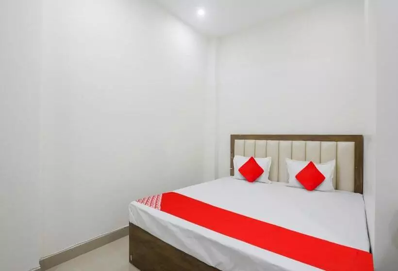 Oyo Flagship Hotel Rahul Service Appartment 2