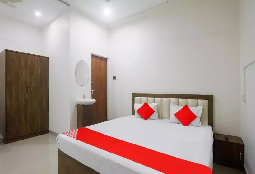 Oyo Flagship Hotel Rahul Service Appartment 2