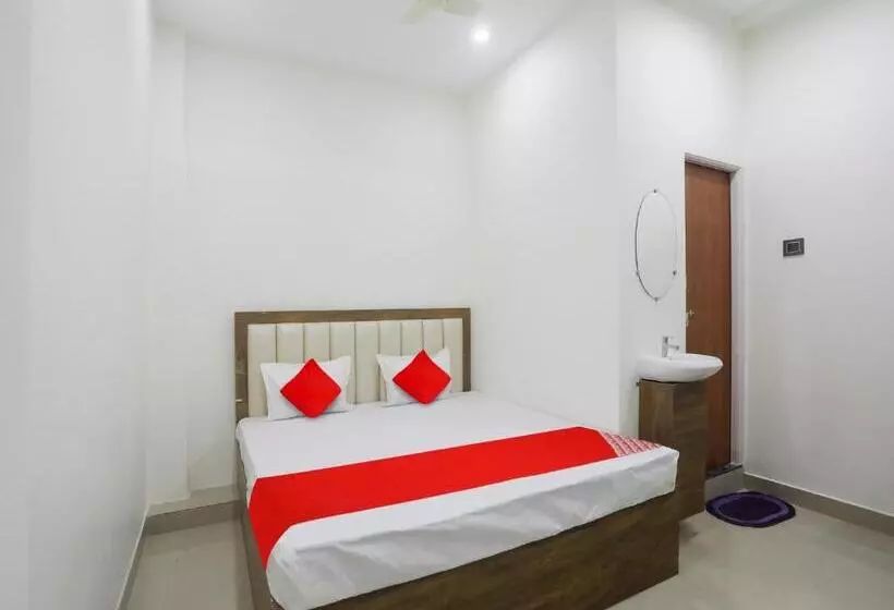 Oyo Flagship Hotel Rahul Service Appartment 2