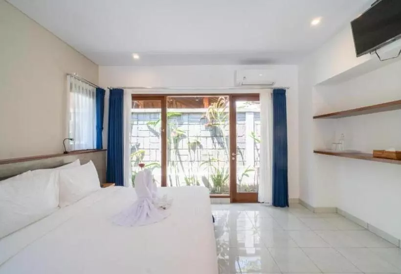 Majatalo Rumah Taman Kutuh