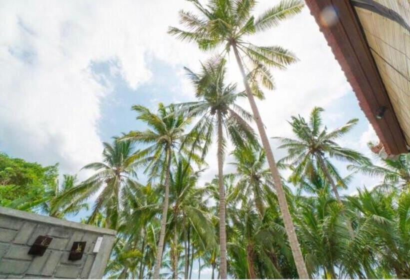 ペンション Rumah Taman Kutuh