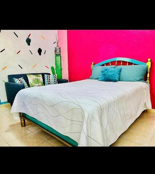 پانسیون Tropical Dreams