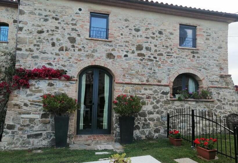 פנסיון Vecchio Casale Quercetino   Androne