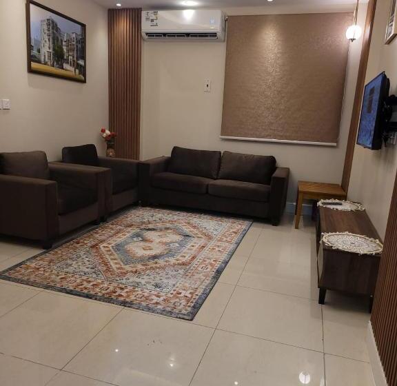 فندق رويال مالجا الجبيل   شركة الاجنحة الرائدة Royal Malaga