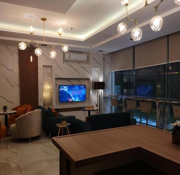 فندق رويال مالجا الجبيل   شركة الاجنحة الرائدة Royal Malaga