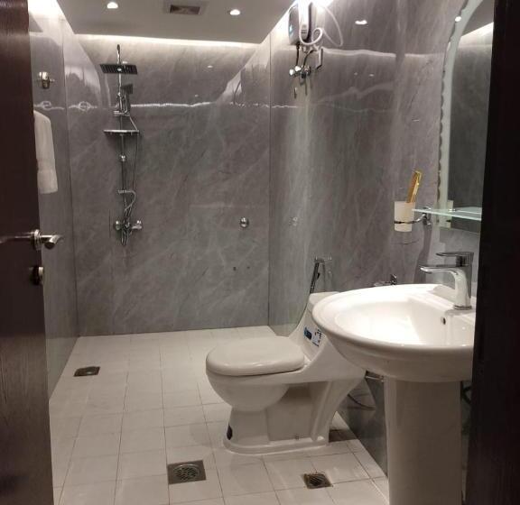 فندق رويال مالجا الجبيل   شركة الاجنحة الرائدة Royal Malaga