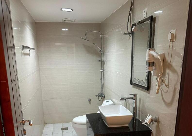 فندق رويال مالجا الجبيل   شركة الاجنحة الرائدة Royal Malaga