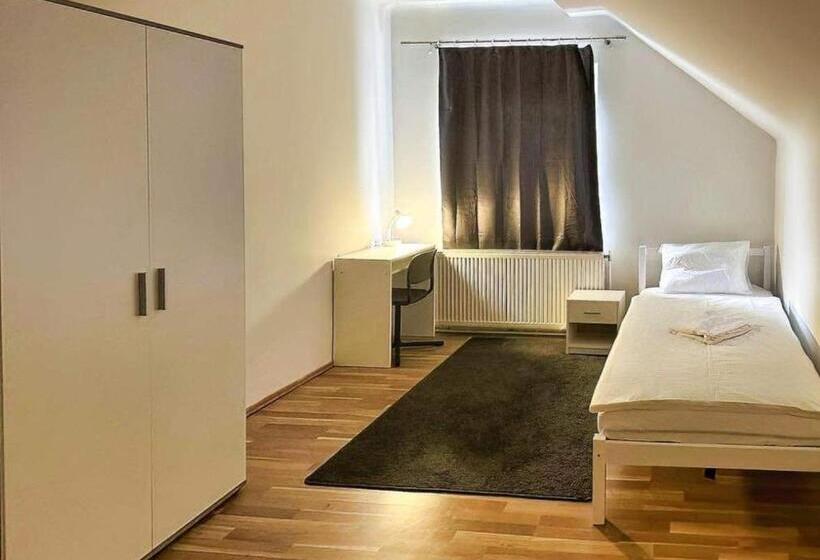 هاستل Adelin Vienna