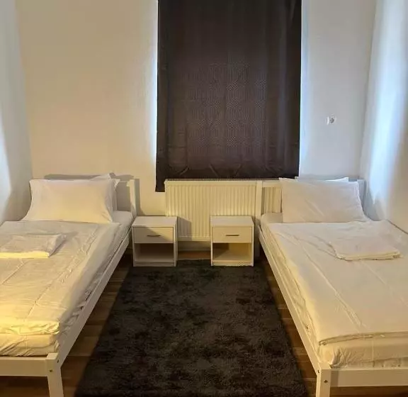 هاستل Adelin Vienna
