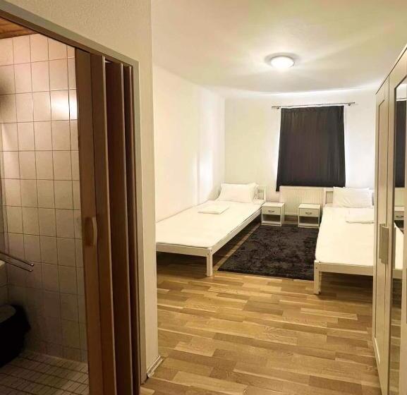 هاستل Adelin Vienna