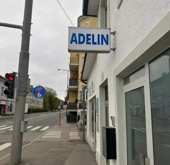 هاستل Adelin Vienna