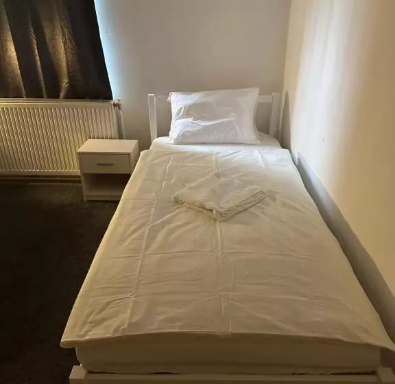 هاستل Adelin Vienna