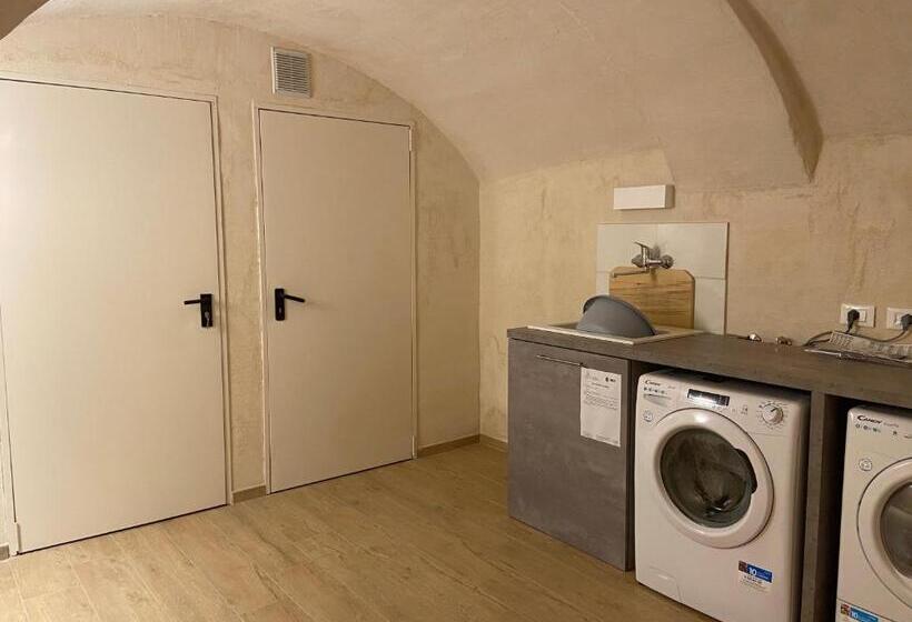 Общежитие Hosthello Nus