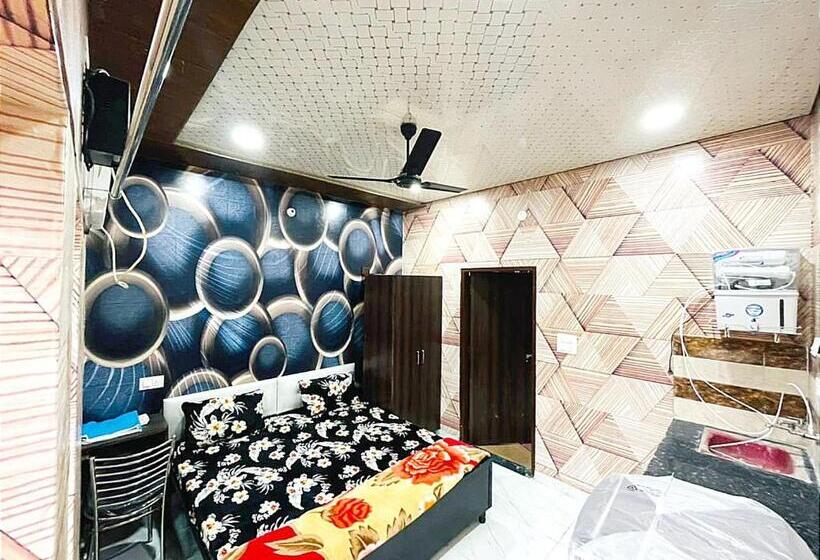 Endless Town    Hotel & Homestay    Lpu Law Gate, Green Velly    For Family, Parents, Students, Coup