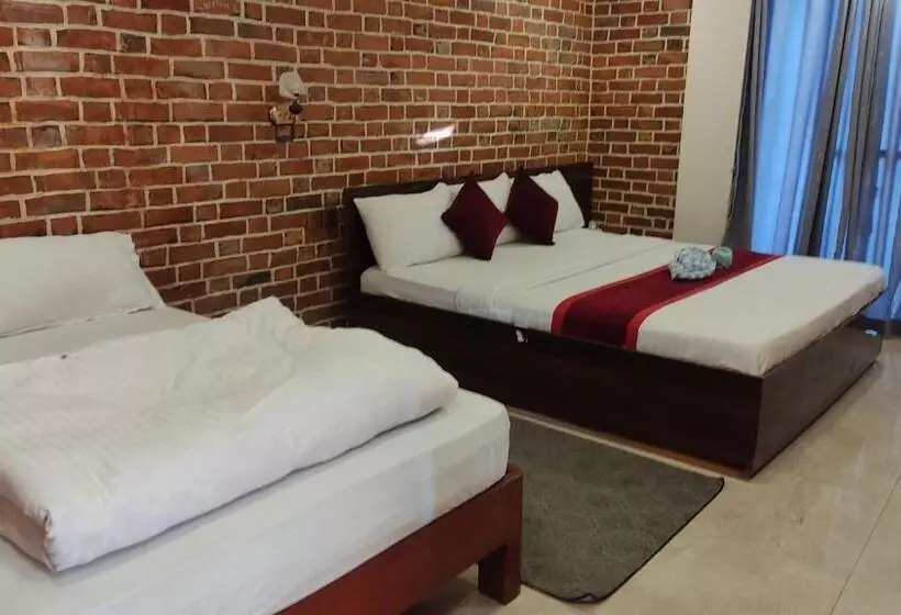 هتل Dhikidada Resort