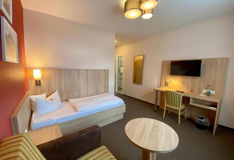 בית מלון כפרי Gasthof Drei Schwanen