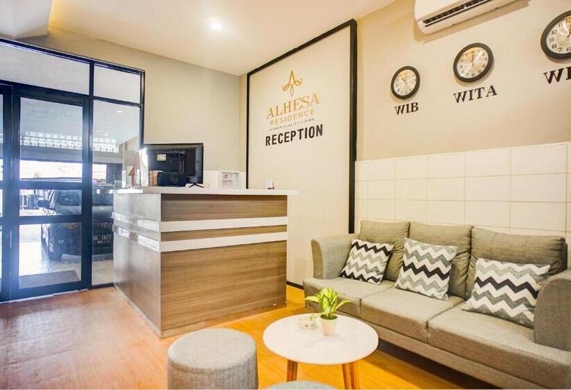 בית מלון כפרי Oyo 93064 Alhesa Residence