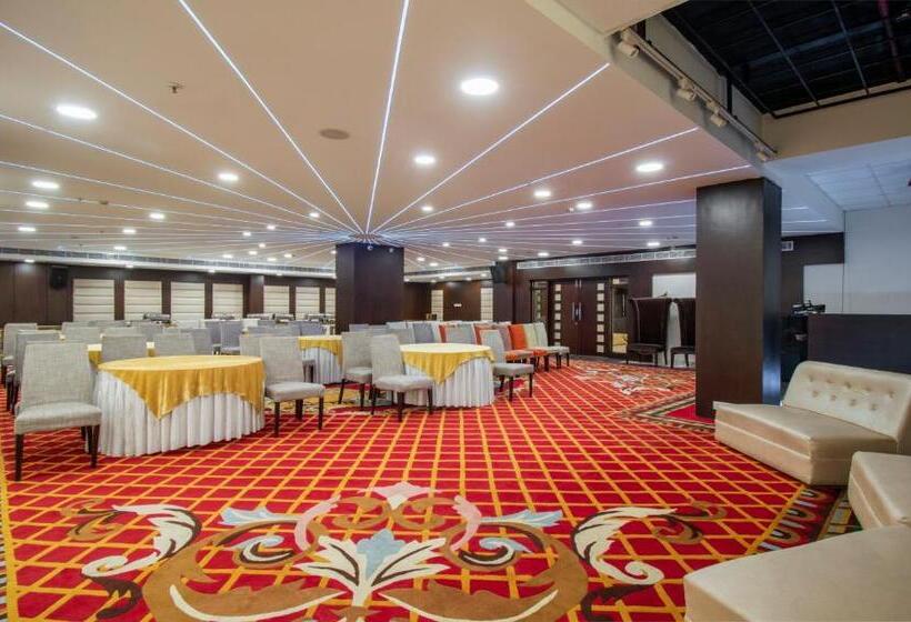 فندق Treebo Trend Grenville Near Udyog Vihar