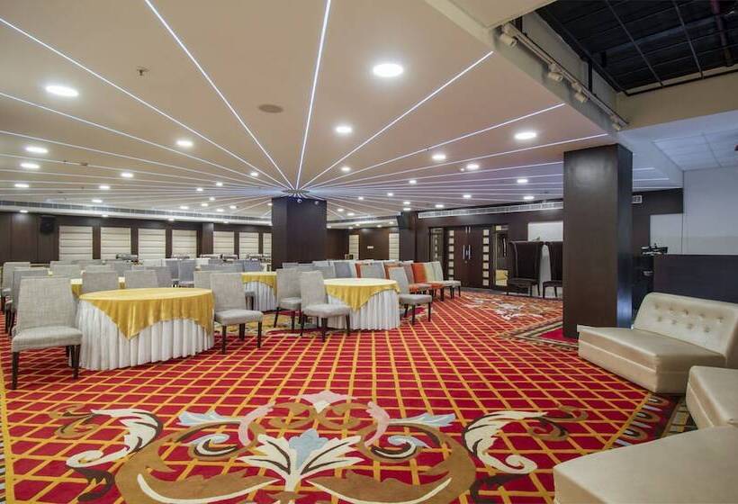 فندق Treebo Trend Grenville Near Udyog Vihar