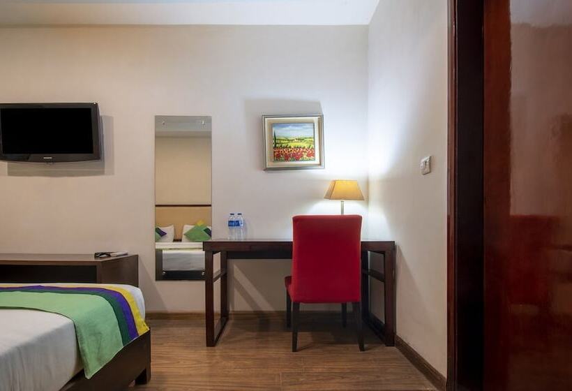 فندق Treebo Trend Grenville Near Udyog Vihar