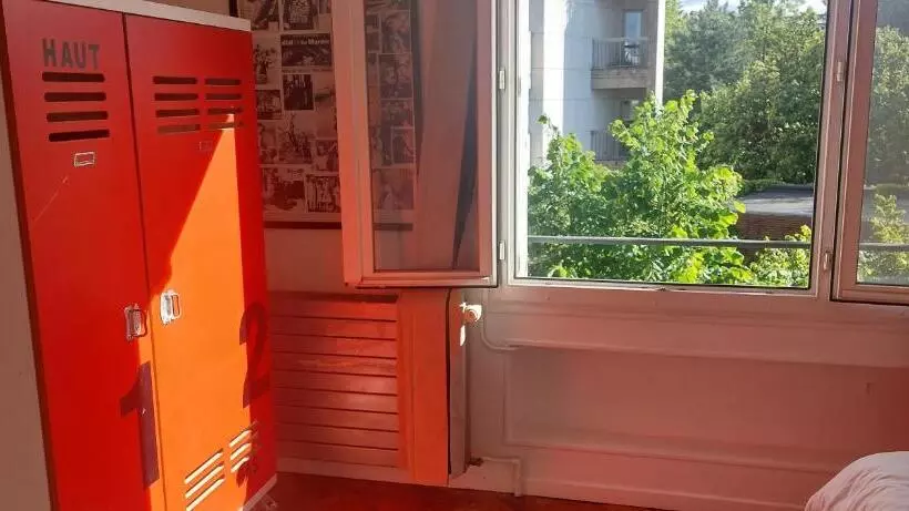 Neuilly Sur Seine Calme Et Lumineux. B&b. 3 Chambres