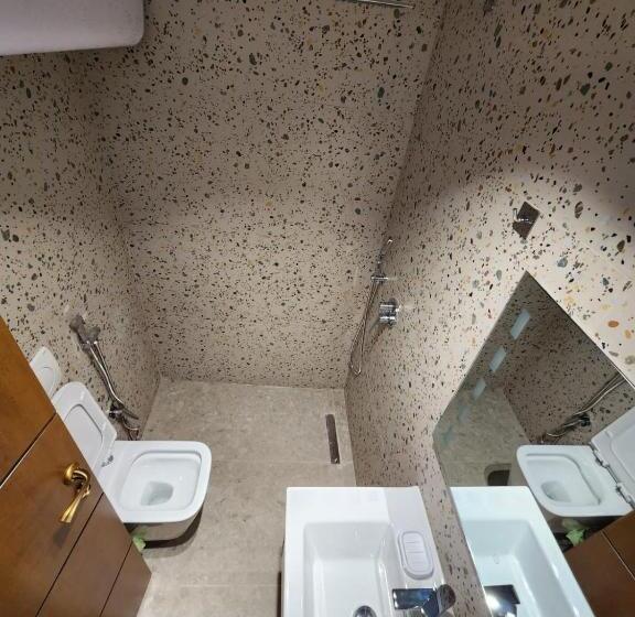 פנסיון Pietro Guesthouse 3