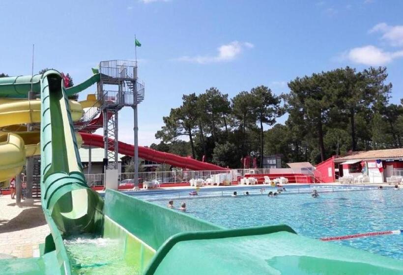 Пансион Room In Mobile Home   The Mobil Home De 4 4m