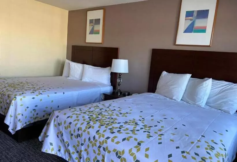 Hotelli Beachway Inn