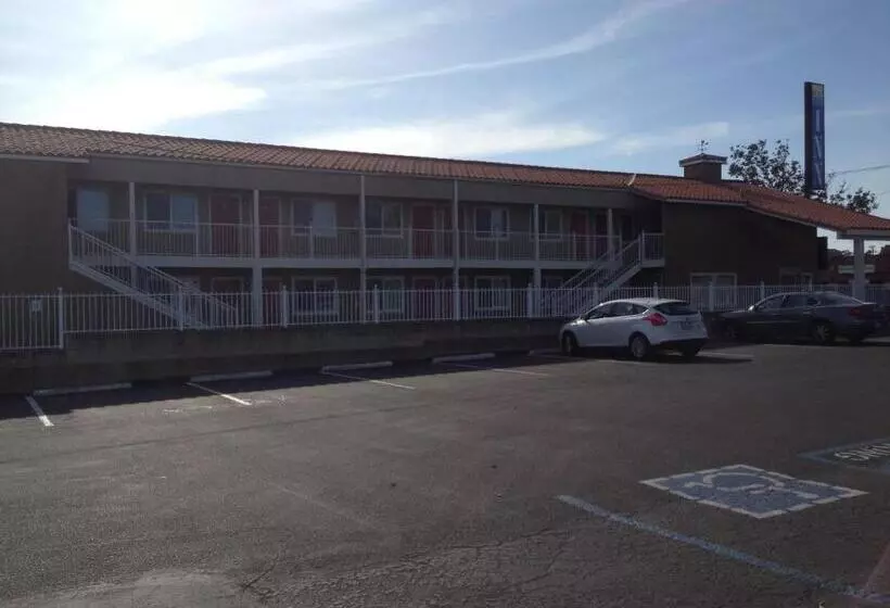 Hotelli Beachway Inn