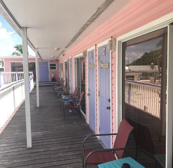 בית מלון כפרי The Beacon