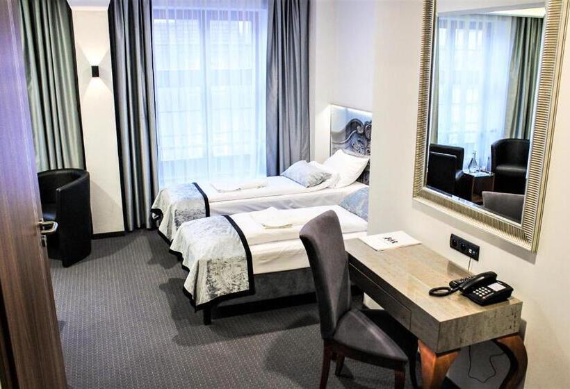 בית מלון כפרי Celestin Residence