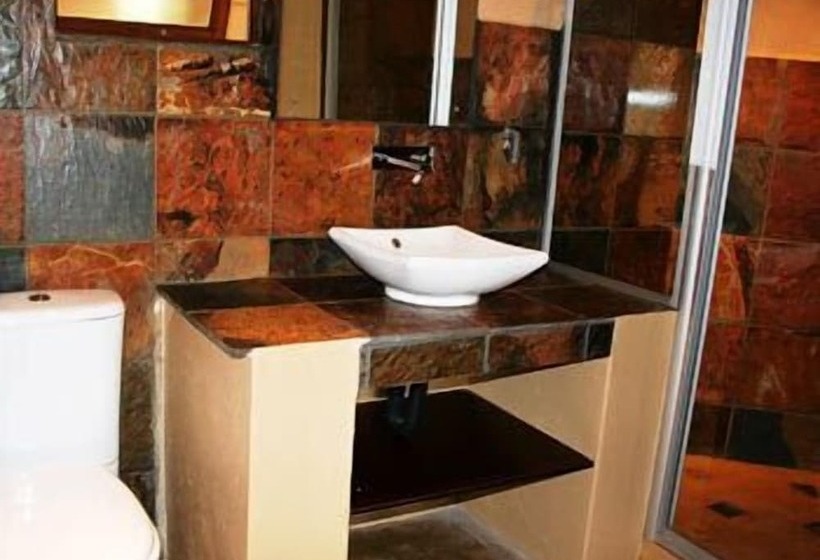 בית מלון כפרי Fumanekile Lodge