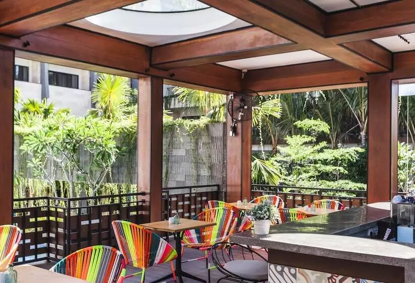 Hotelli Solia Legian Bali