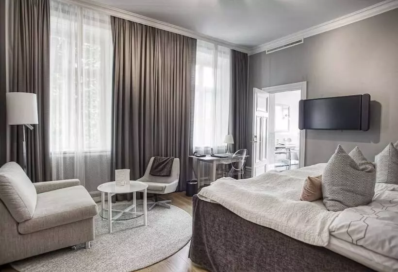 هتل Villa Anna
