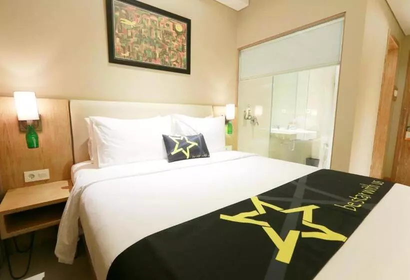 ホテル Yellow Star Gejayan