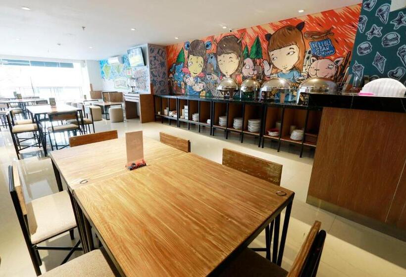 فندق Yellow Star Gejayan