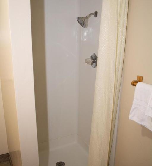 Oregon Motel 8 And Rv Park